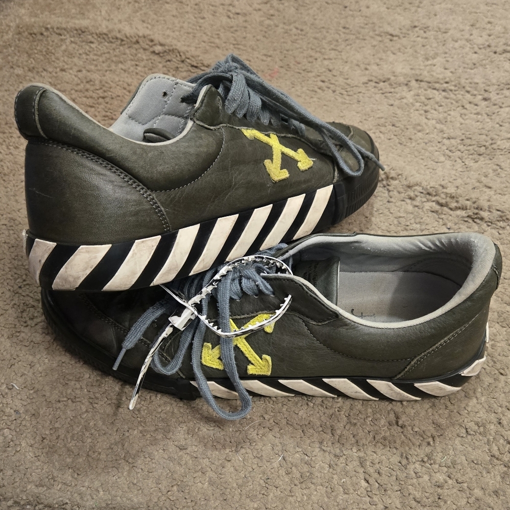 Off-White Trainers
